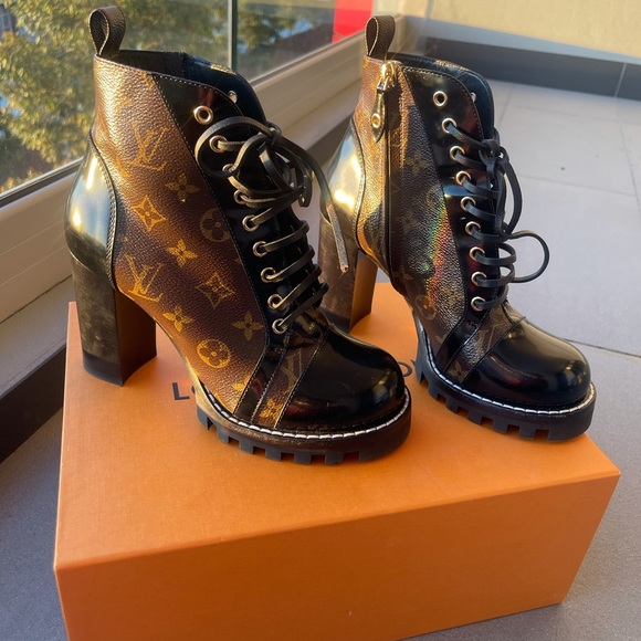 Louis Vuitton Boots - Picture 2 of 8
